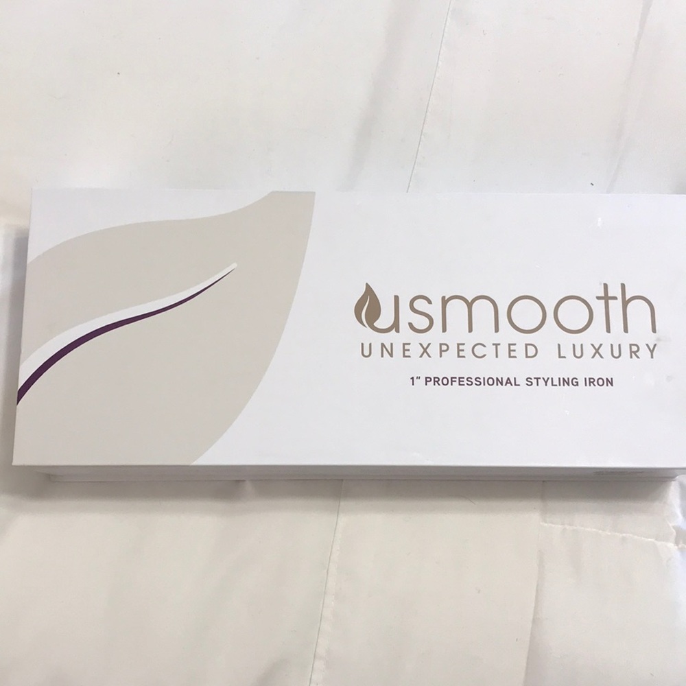 Usmooth 1” Titanium flat iron